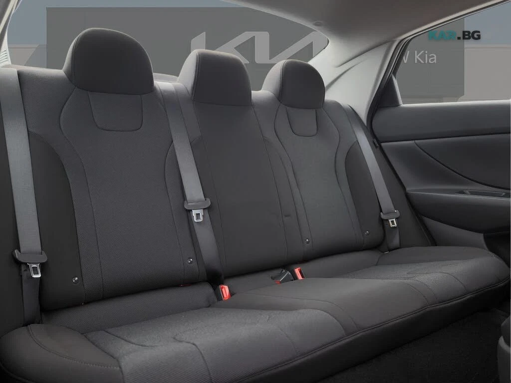 Hyundai Elantra * FWD* АвтоКредит* (ЦЕНА ДО БГ)* , снимка 13 - Автомобили и джипове - 54621835