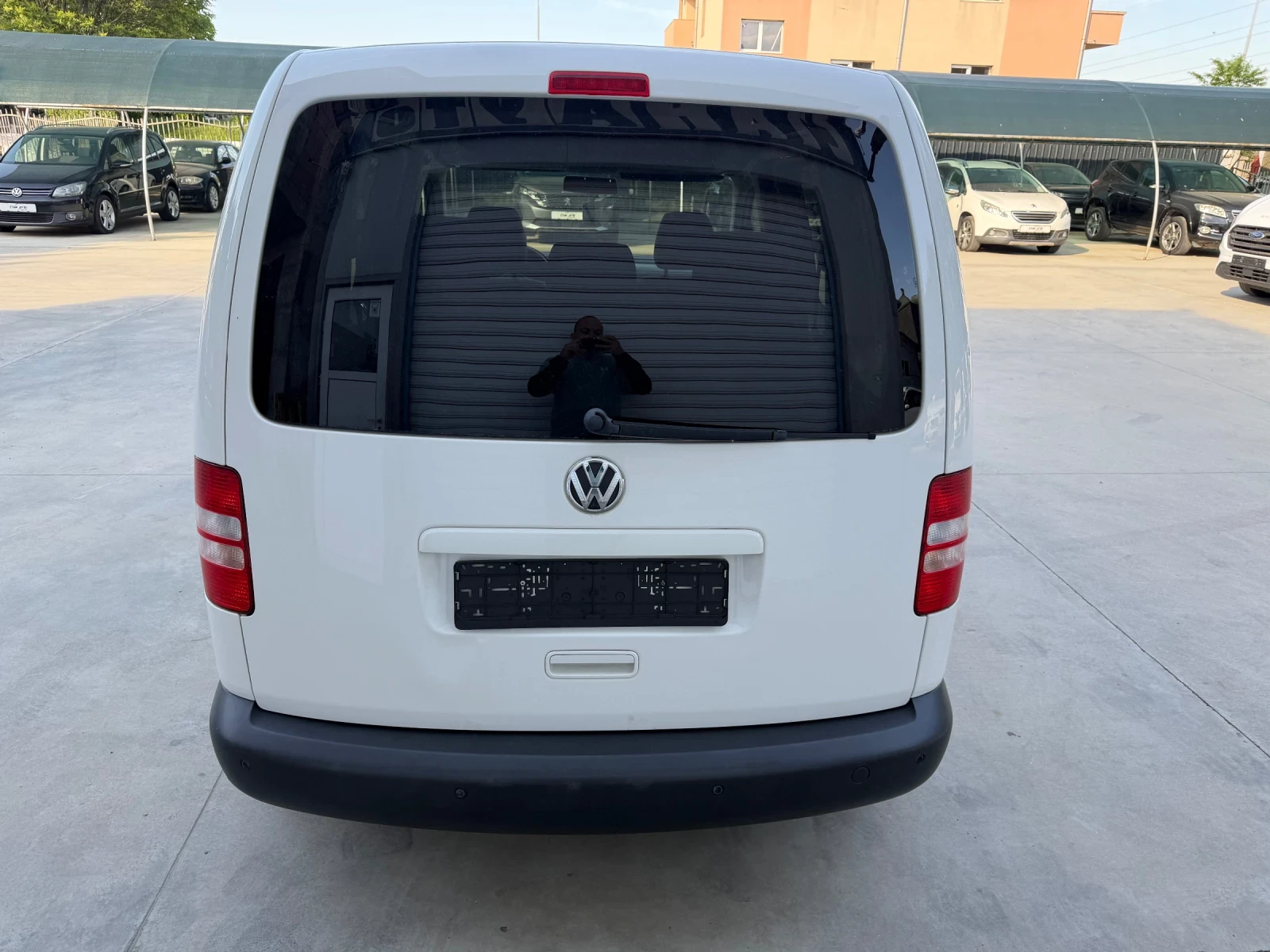 VW Caddy 1.6 TDI ЛИЗИНГ, снимка 6 - Автомобили и джипове - 54733975