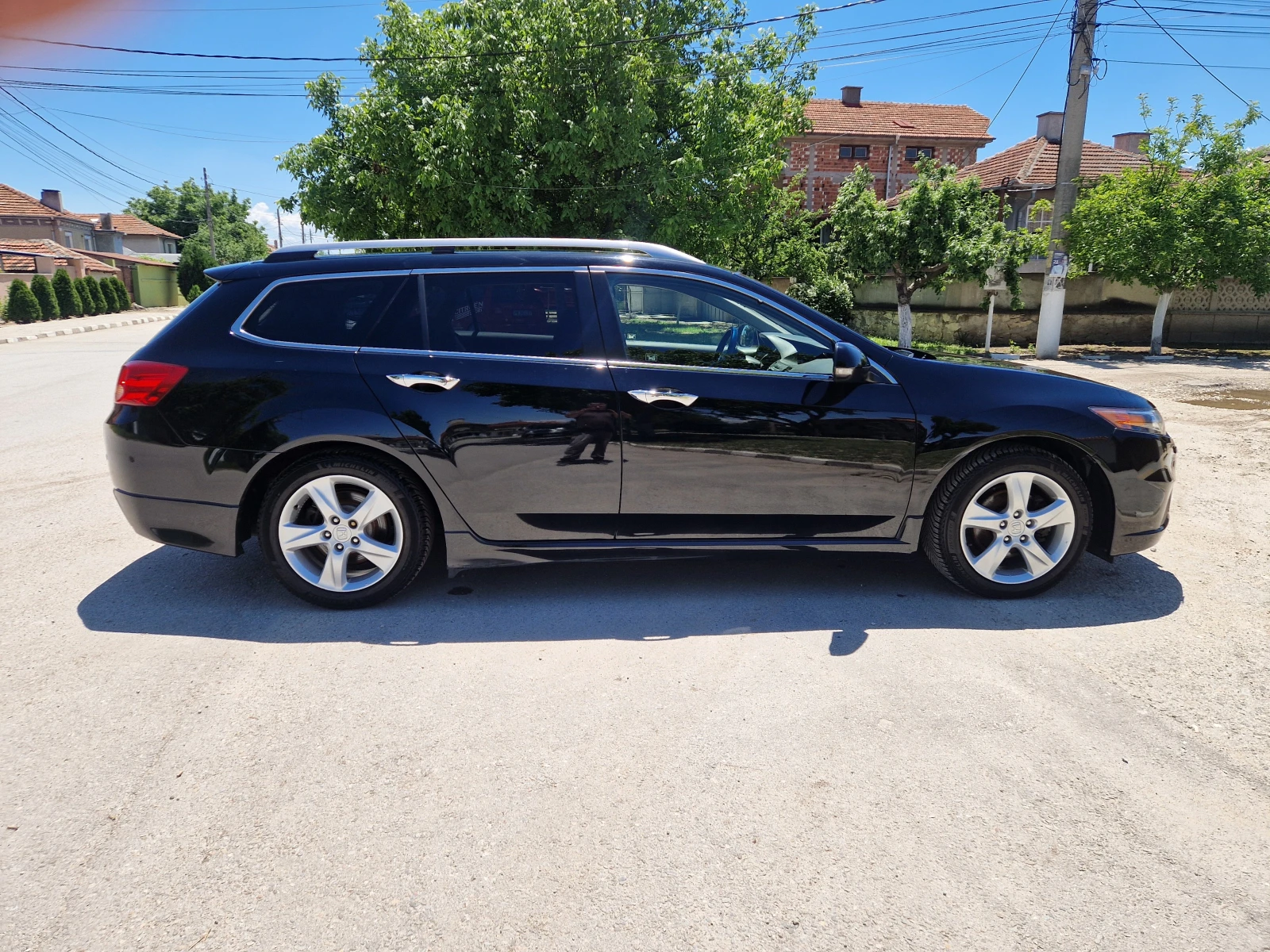 Honda Accord Executive Executive 2.2 i-DTEC, снимка 4 - Автомобили и джипове - 54806724