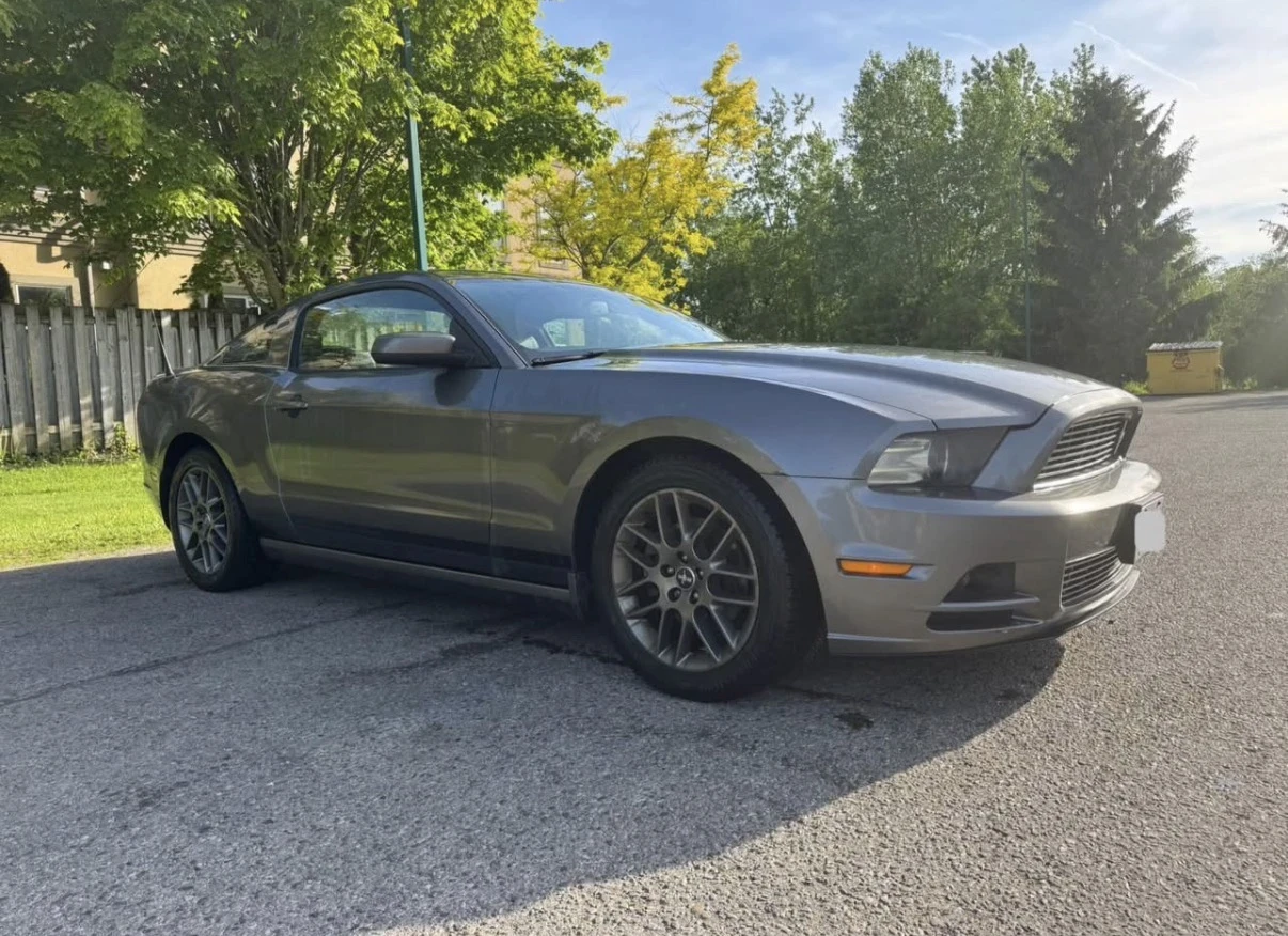Ford Mustang V6 * РЪЧКА * КОЖА * ПОДГРЕВ * CARFAX * , снимка 2 - Автомобили и джипове - 54856841