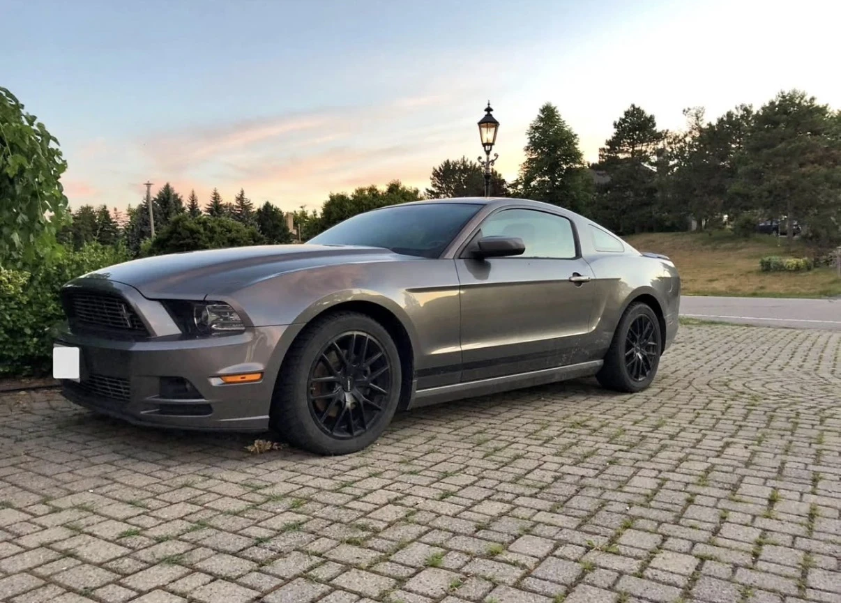 Ford Mustang V6 * РЪЧКА * КОЖА * ПОДГРЕВ * CARFAX * 