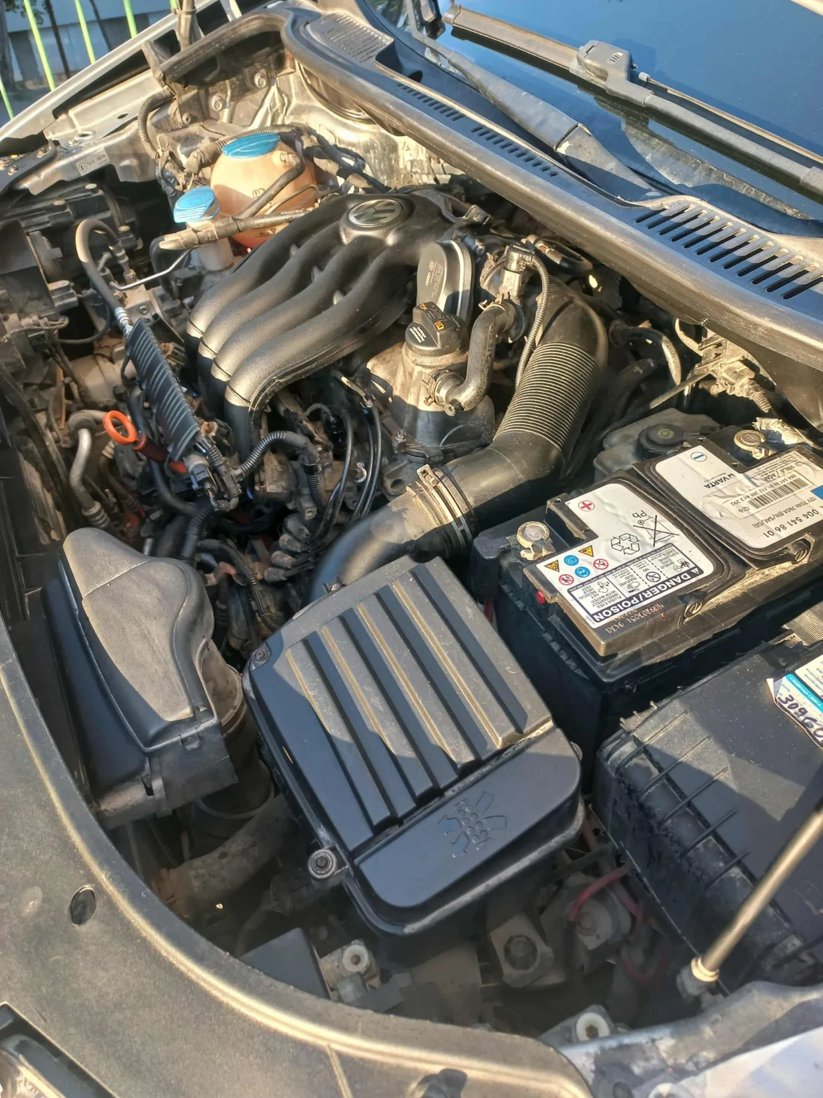 VW Touran, снимка 5 - Автомобили и джипове - 55014055