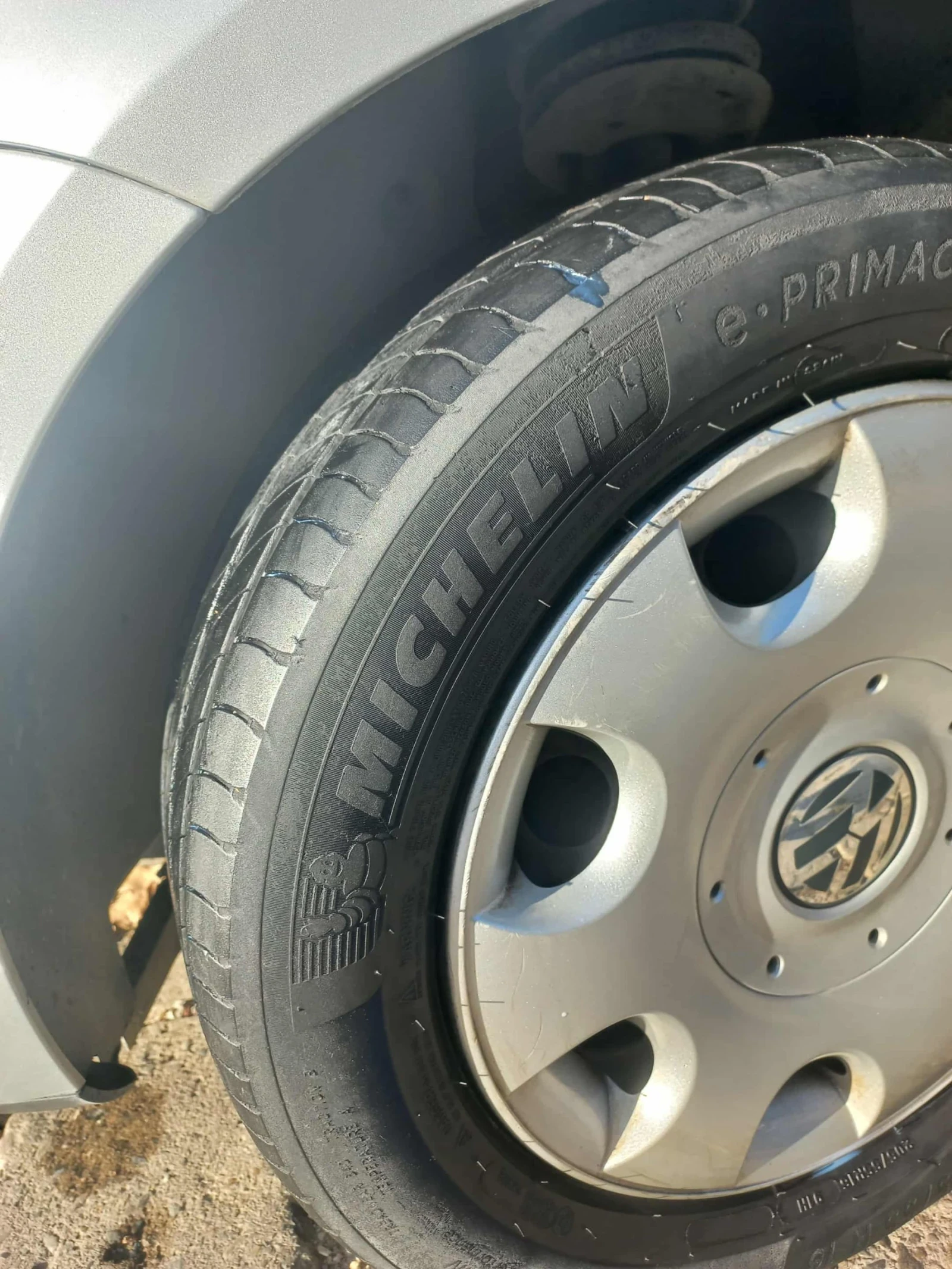 VW Touran, снимка 4 - Автомобили и джипове - 55014055