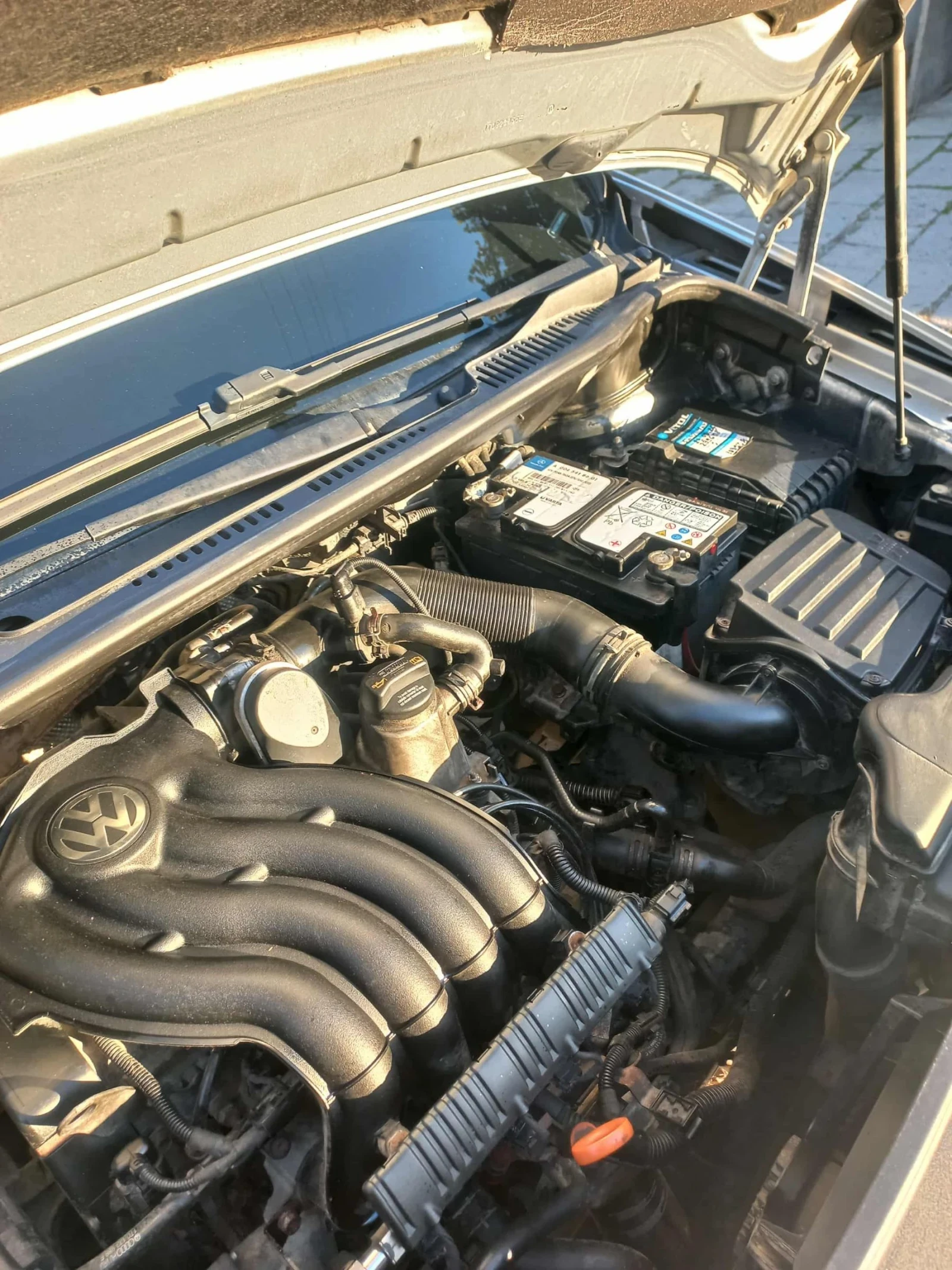 VW Touran, снимка 6 - Автомобили и джипове - 55014055