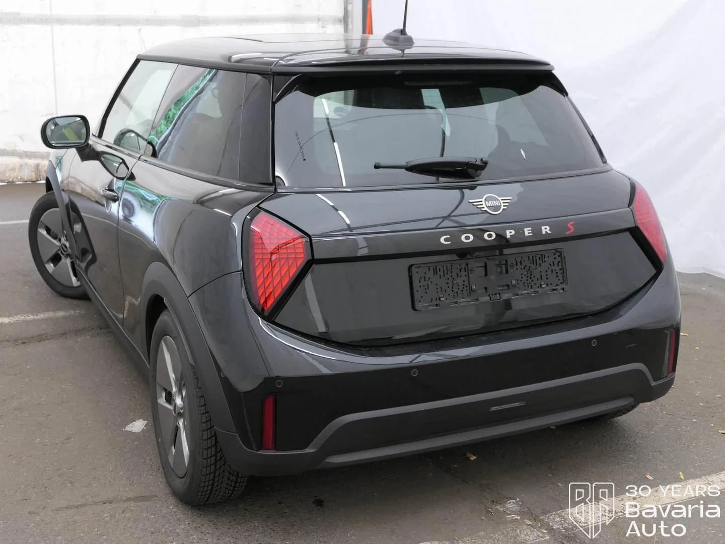Mini Cooper S 2, 0 Steptronic Favoured Trim, снимка 2 - Автомобили и джипове - 55282451
