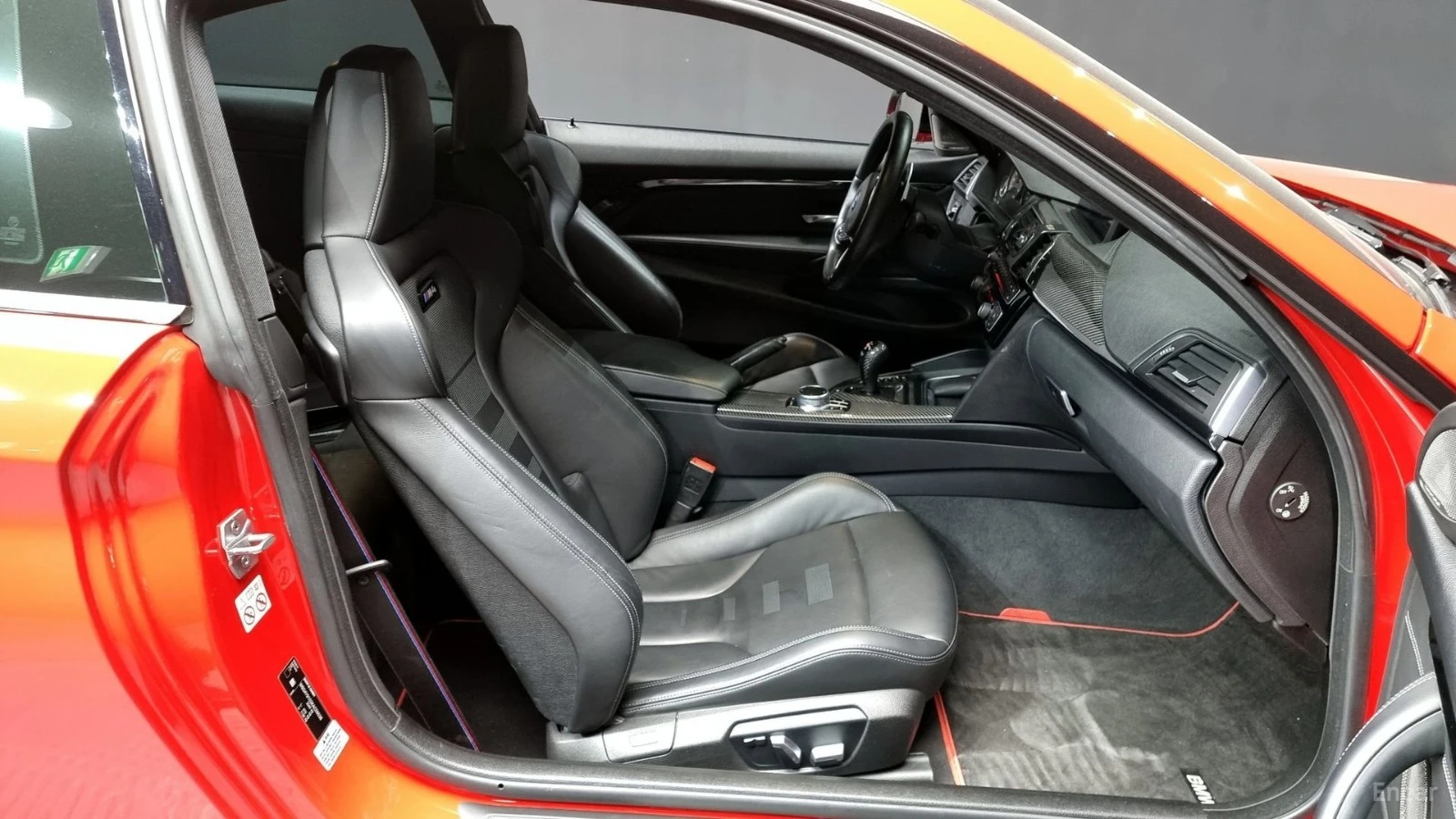 BMW M4 COUPE COMPETITION* HUD* 360* CARBON, снимка 9 - Автомобили и джипове - 55450634