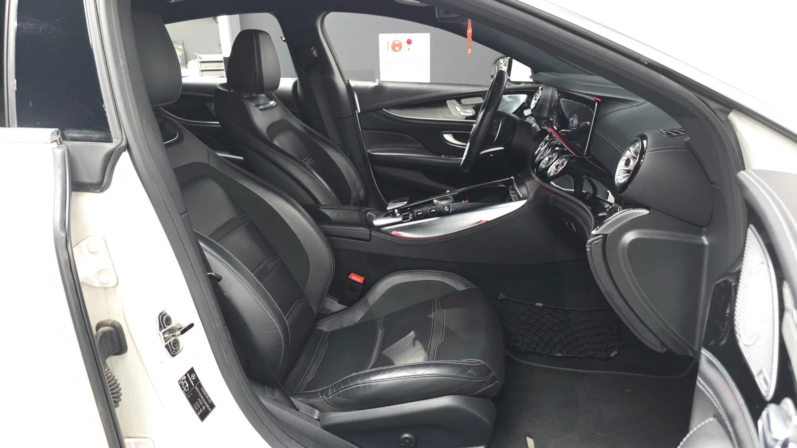 Mercedes-Benz AMG GT 43 4MATIC, снимка 11 - Автомобили и джипове - 55587870