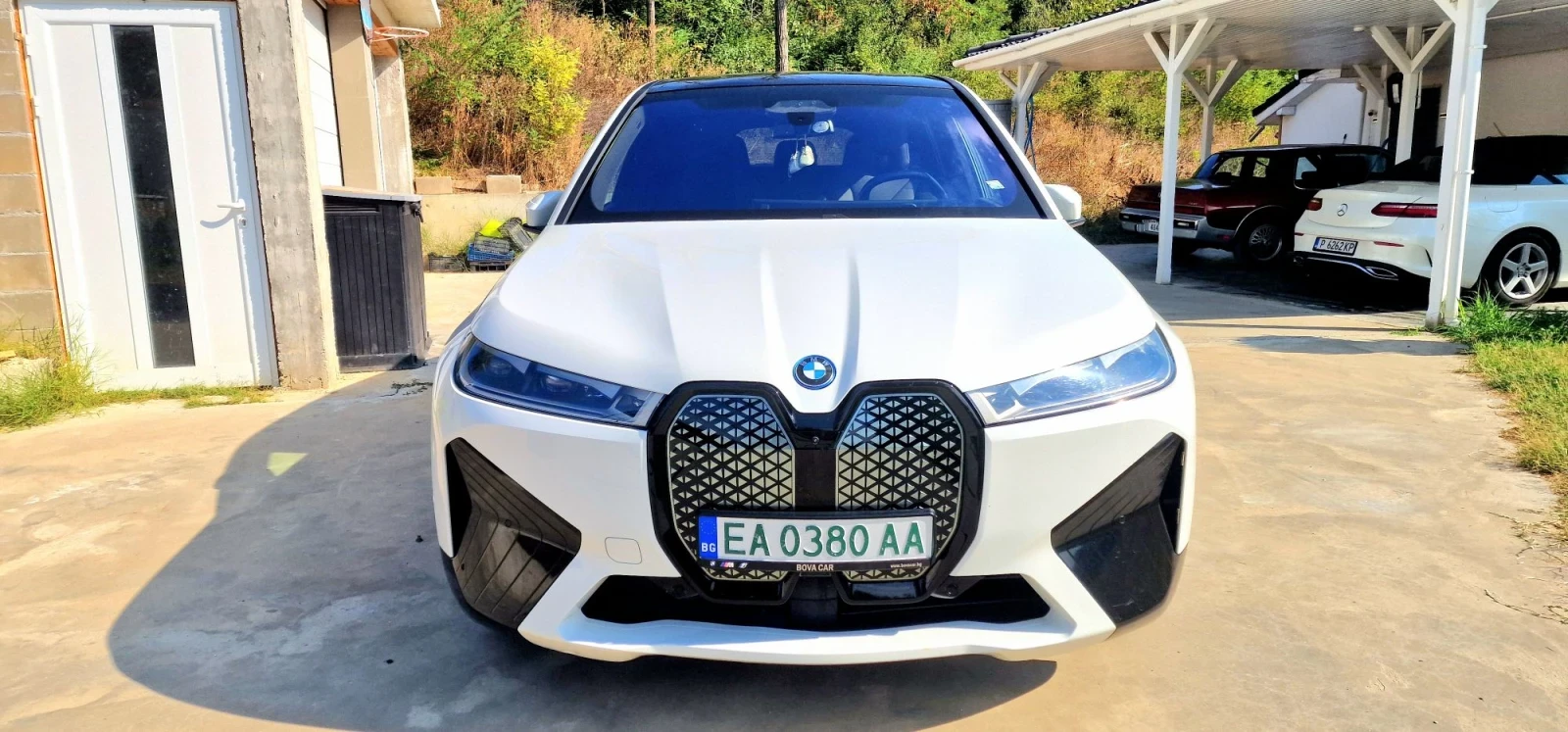 BMW iX 40, снимка 2 - Автомобили и джипове - 55942084