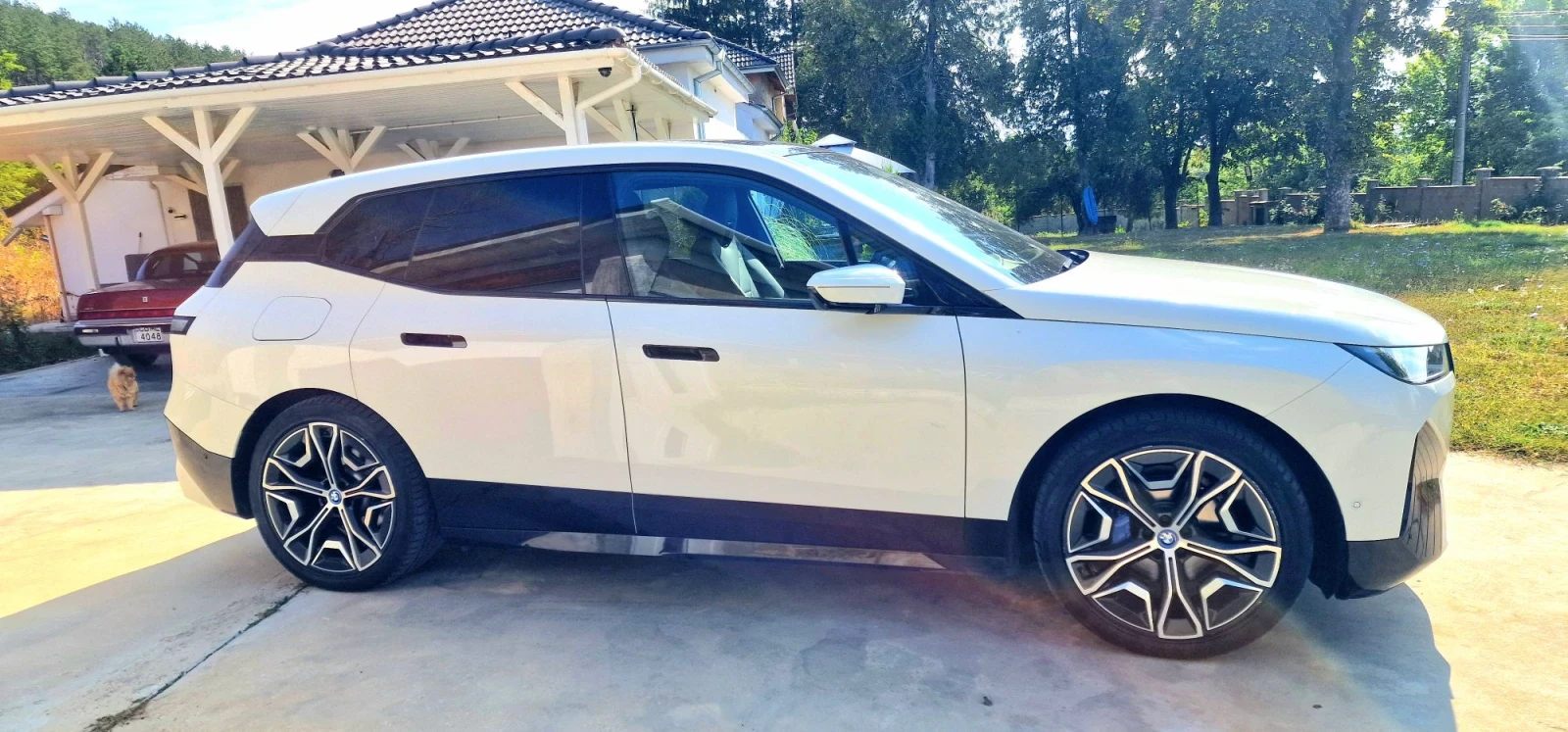 BMW iX 40, снимка 8 - Автомобили и джипове - 55942084
