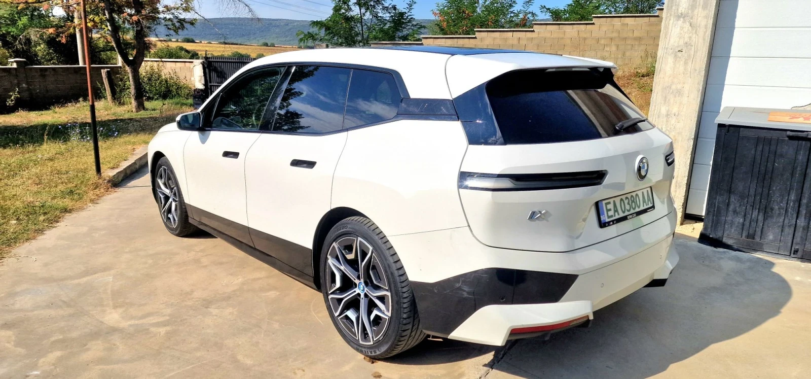 BMW iX 40, снимка 5 - Автомобили и джипове - 55942084