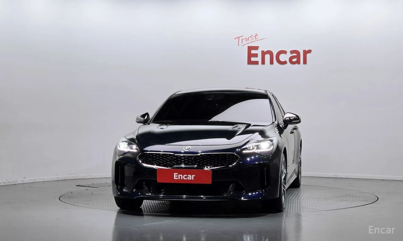 Kia Stinger 3.3* TURBO* AWD* ОБДУХВАНЕ* ХЕДЪП* 360КАМЕРА* , снимка 3 - Автомобили и джипове - 56140348