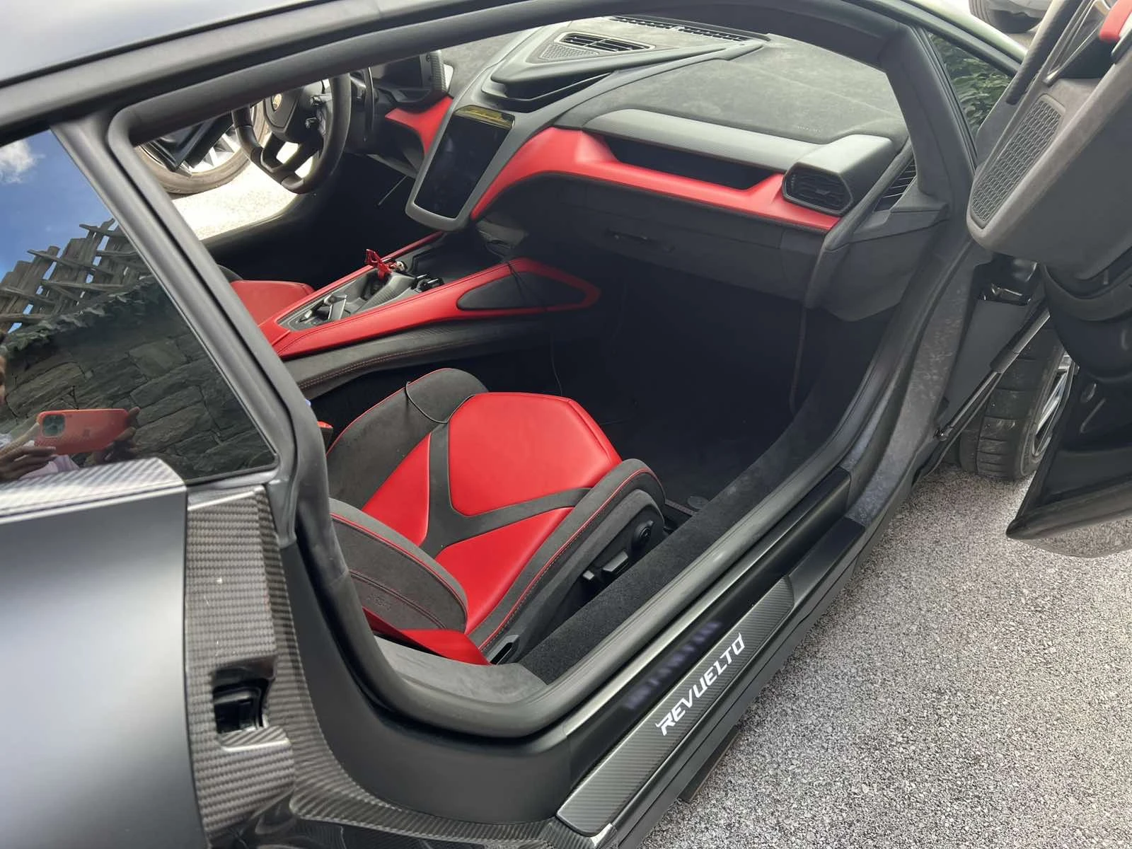 Lamborghini Revuelto NERONEMESIS FULL , снимка 8 - Автомобили и джипове - 56310758