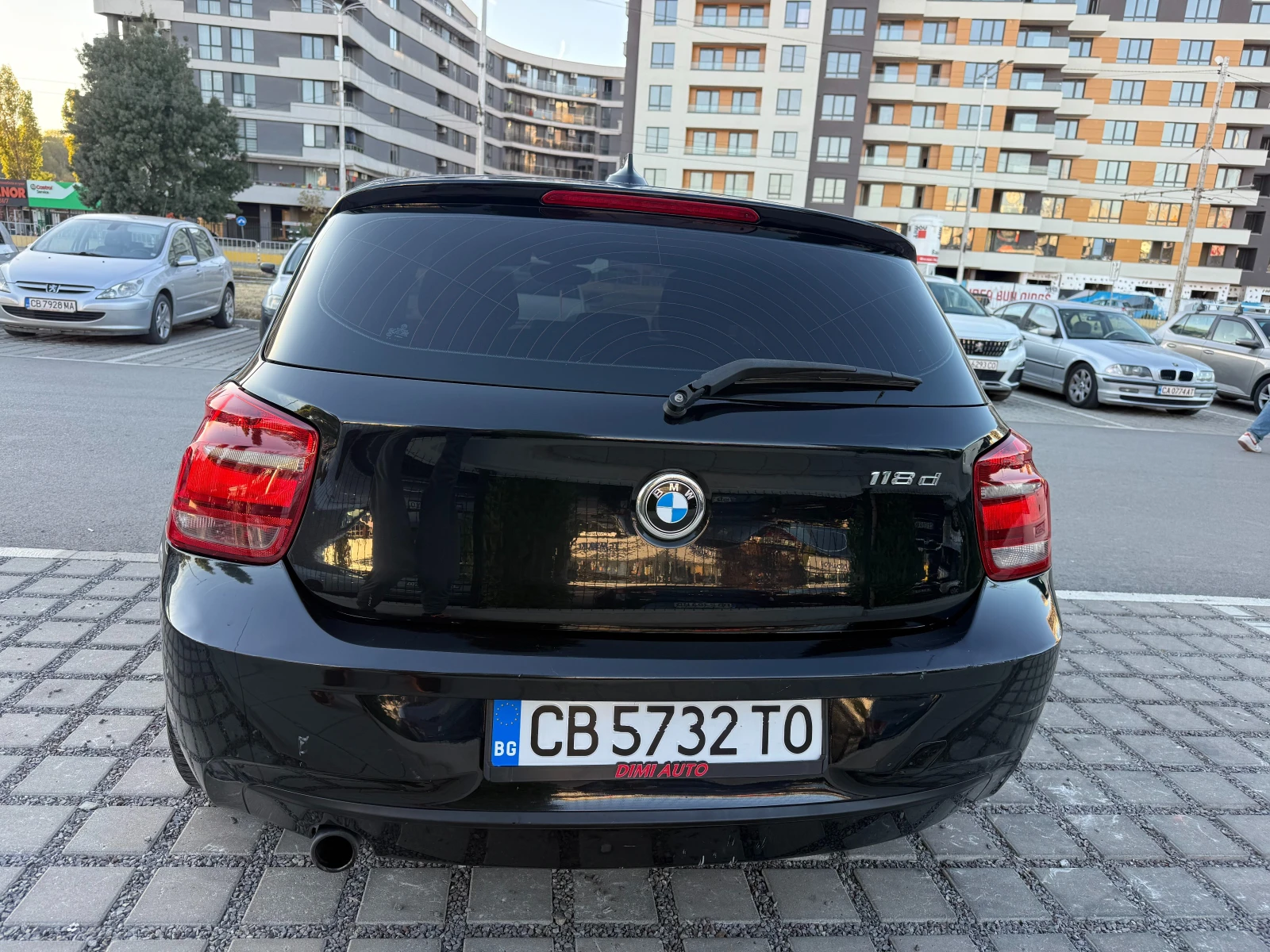 BMW 118, снимка 8 - Автомобили и джипове - 56341012