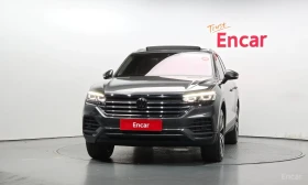 VW Touareg 3.0 TDI / DISTRONIC / ОБДУХВАНЕ / ПАНОРАМА | Auto.bg — изображение 3