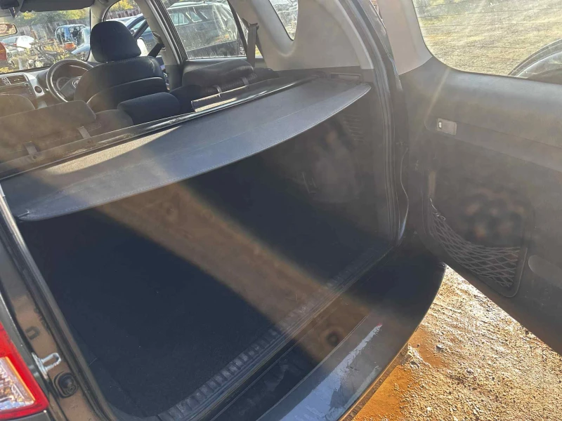 Toyota Rav4 2.2 D-4D 136 к.с. НА ЧАСТИ, снимка 13 - Автомобили и джипове - 52557273