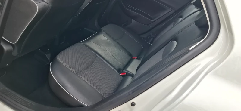 Fiat 500X 2.0 Automat 140kc 4x4 XenoN  Камера  9скорости, снимка 11 - Автомобили и джипове - 52159962