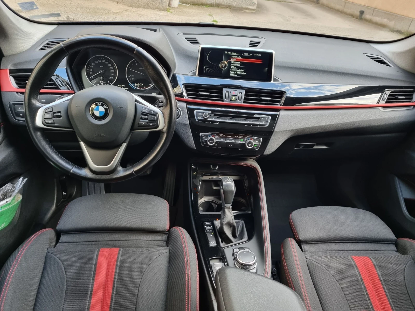 BMW X1 XDRIVE 20D - изображение 7