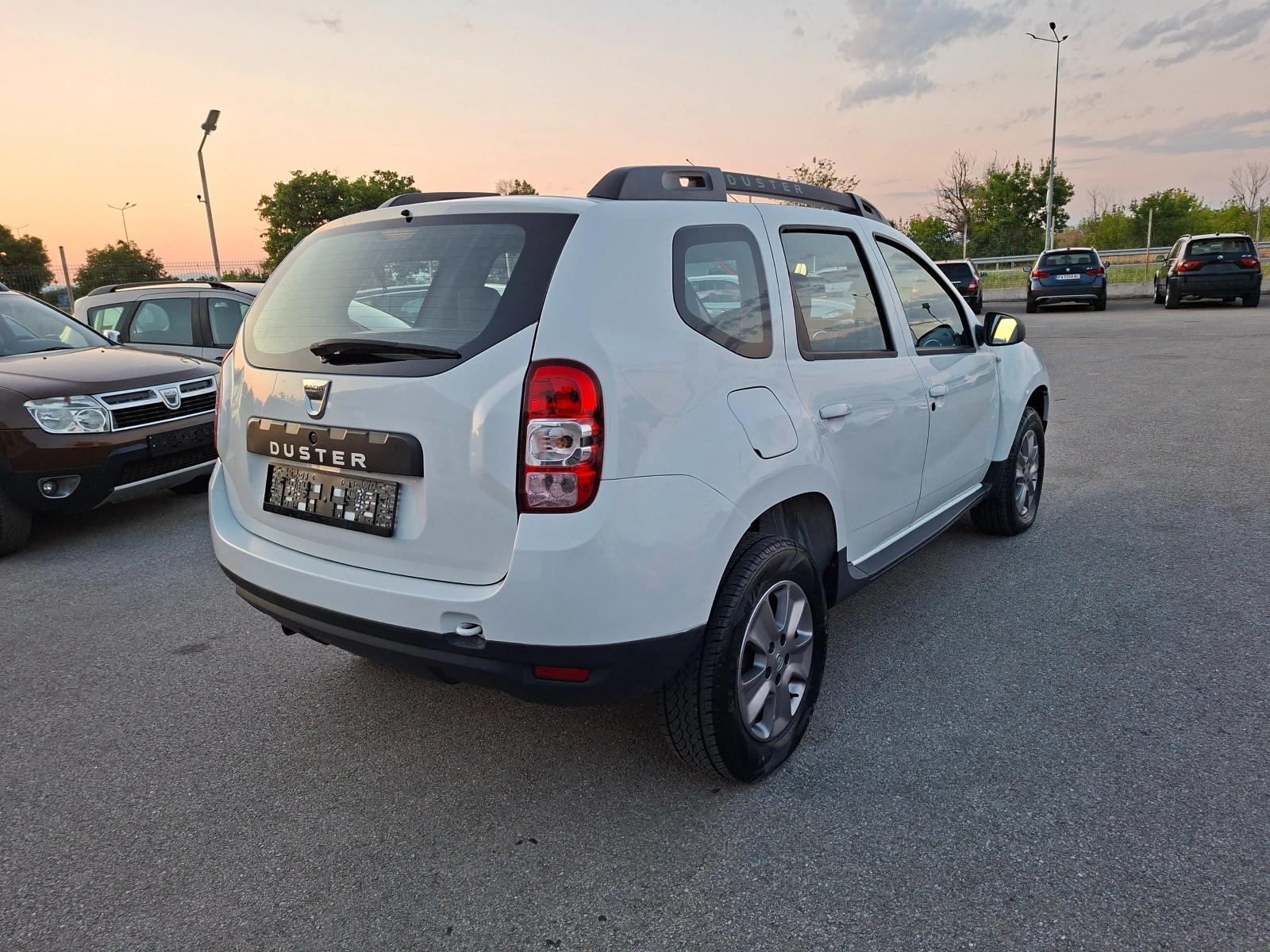 Dacia Duster 1.5DCI EU6 НАВИ - изображение 3