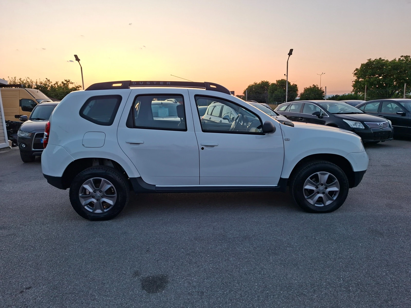 Dacia Duster 1.5DCI EU6 НАВИ - изображение 2