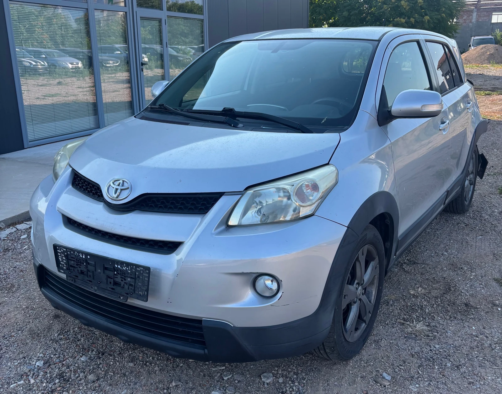 Toyota Urban Cruiser 1.33i - изображение 2