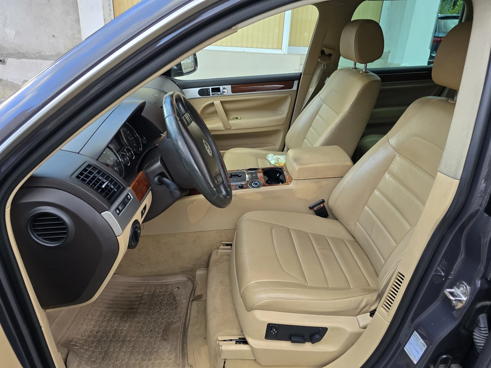 VW Touareg 3.0 ТДИ 233кс - изображение 8