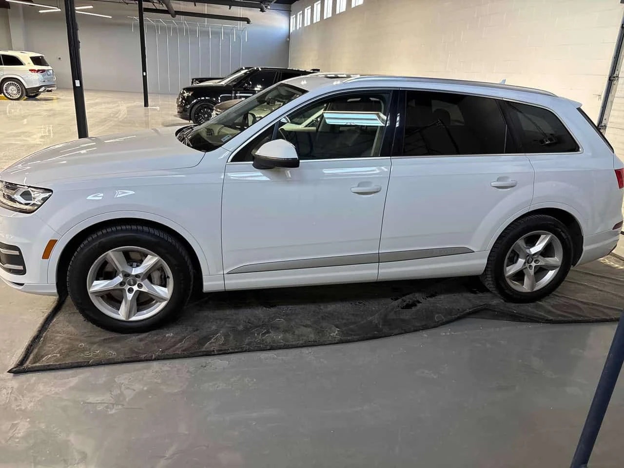 Audi Q7 * Komfort * * KEYLESS ENTRY* * ПОДГРЕВИ*  - изображение 2
