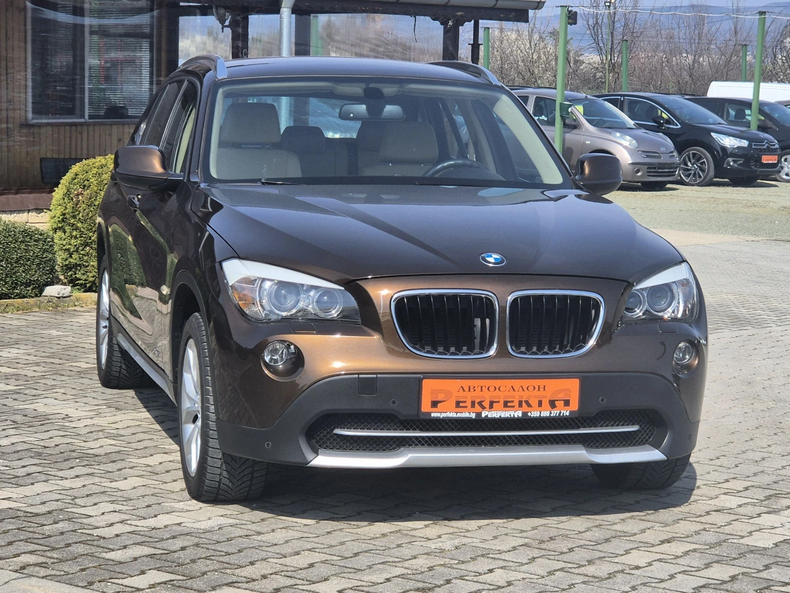 BMW X1 2.0d АВТОМАТ, снимка 4 - Автомобили и джипове - 53982630
