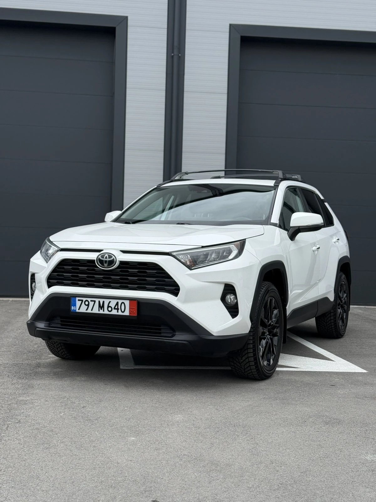 Toyota Rav4 * AWD* НАЛИЧНА В СОФИЯ* АВТОКРЕДИТ*         