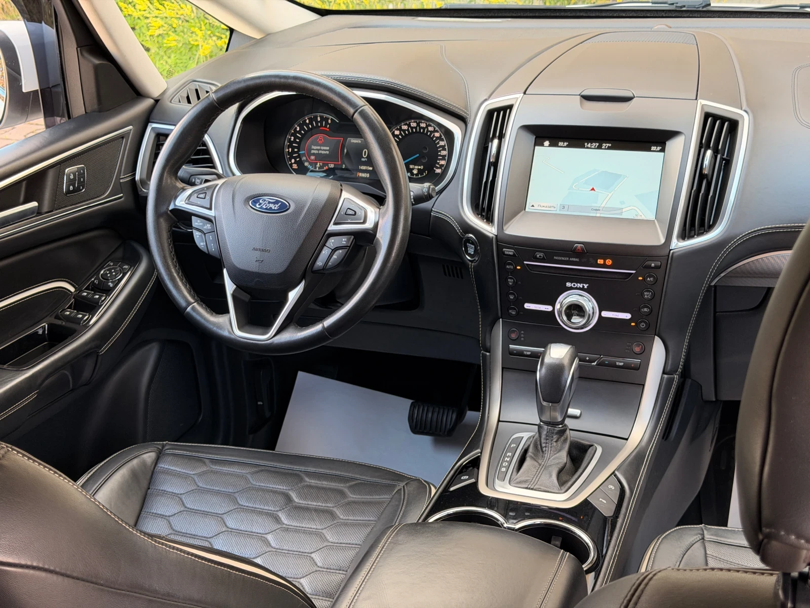 Ford S-Max KEYLESS-GO-ПОДГРЕВ-КОЖА-НАВИ-КАМЕРА-360-УНИКАЛЕН, снимка 12 - Автомобили и джипове - 54963120
