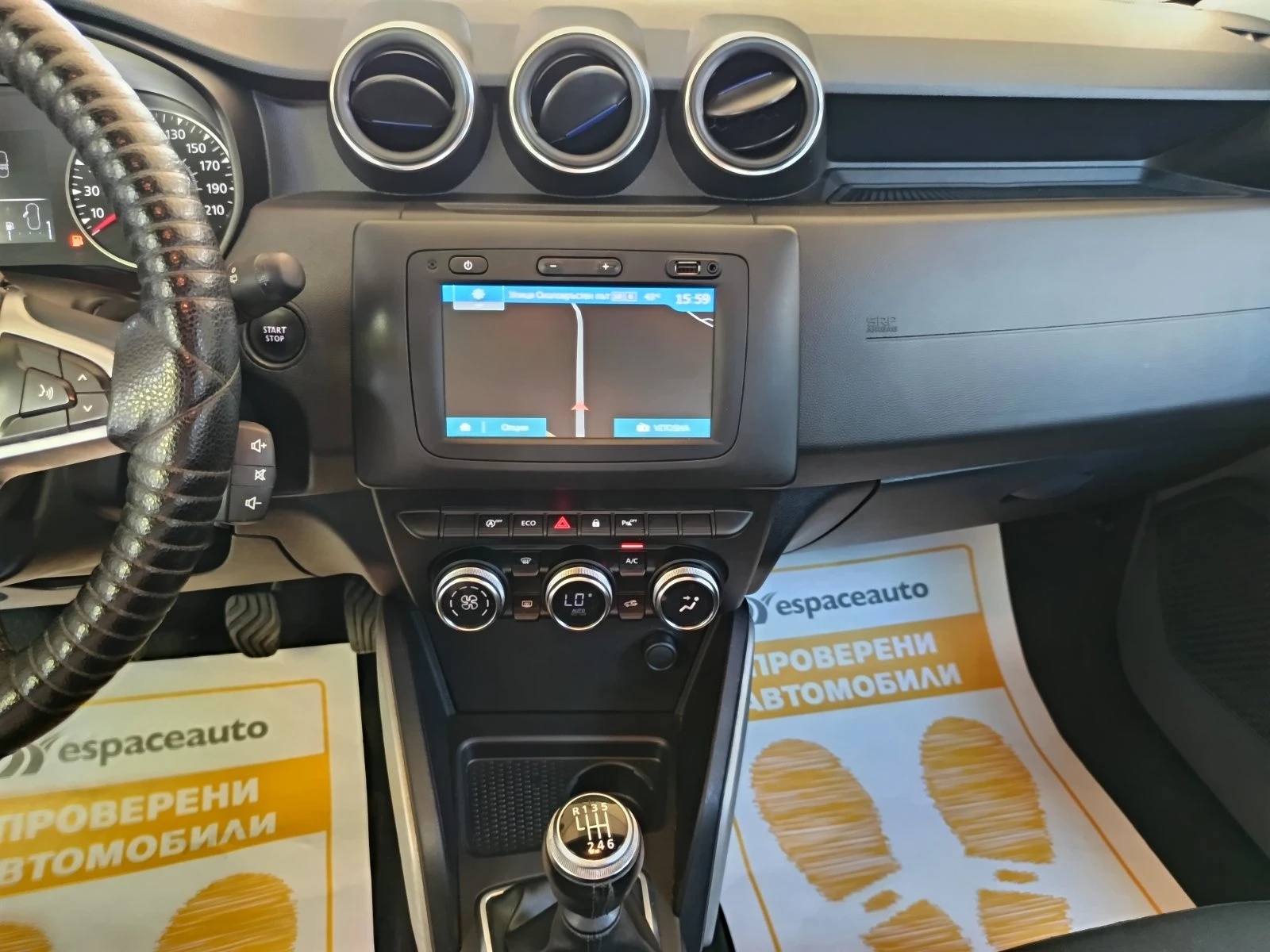 Dacia Duster 1.0Tce/ 100к.с. LPG, снимка 10 - Автомобили и джипове - 55103595