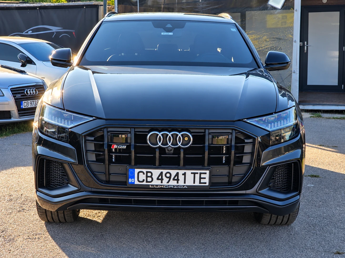 Audi SQ8 БЕНЗИН БАРТЕР ЛИЗИНГ , снимка 2 - Автомобили и джипове - 55970588