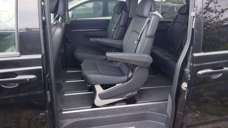 Mercedes-Benz Viano 3.0 DCI Швейцария, снимка 11 - Бусове и автобуси - 52379301