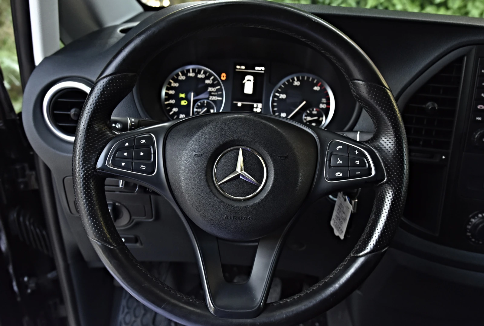 Mercedes-Benz Vito Vito 119//2.2/190cv/, снимка 12 - Бусове и автобуси - 55631331