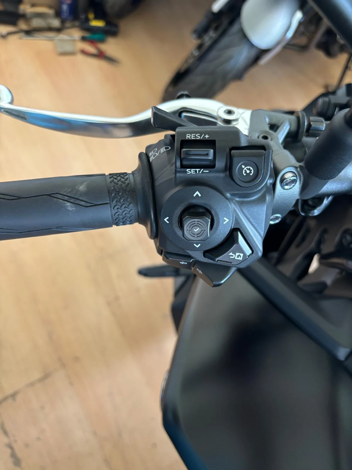 Yamaha Mt-09, снимка 12 - Мотоциклети и мототехника - 55350794