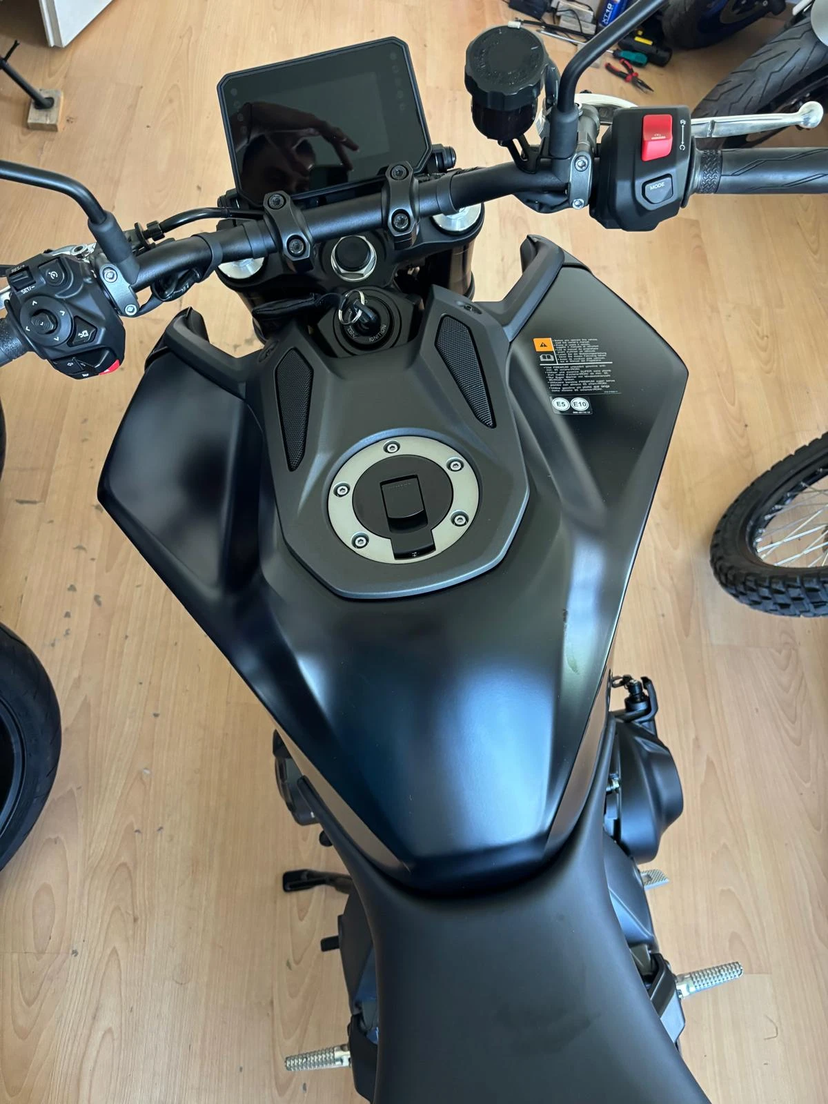 Yamaha Mt-09, снимка 14 - Мотоциклети и мототехника - 55350794