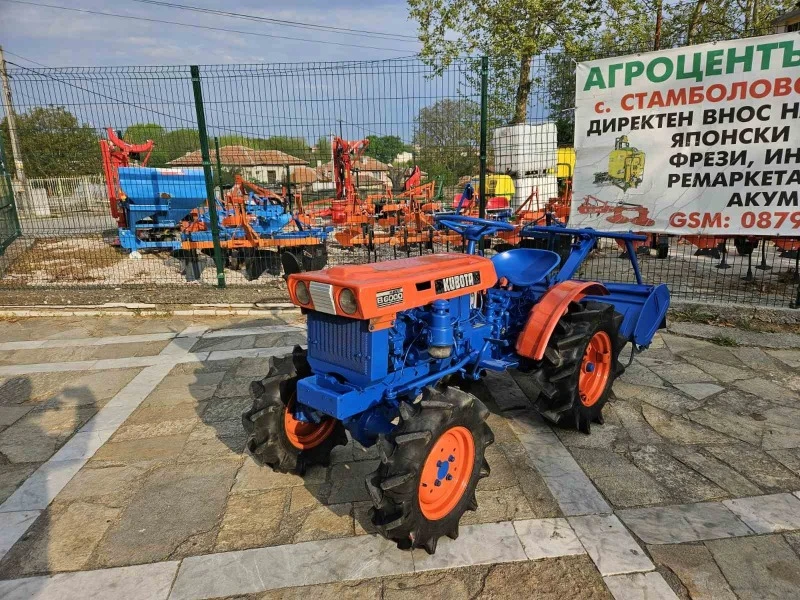 Трактор Kubota B6000, 4x4, снимка 3 - Селскостопанска техника - 46790722