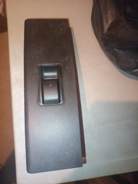 Десен панел ел.стъкла с копче за Тойота, снимка 1