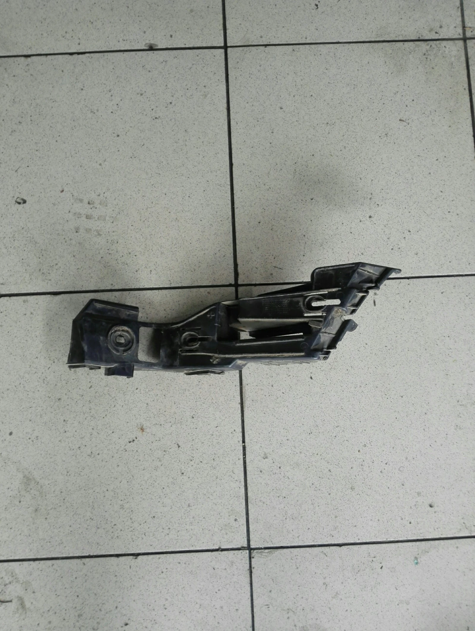 Водач броня заден десен Фолксваген Голф 5 2.0TFSI хечбек