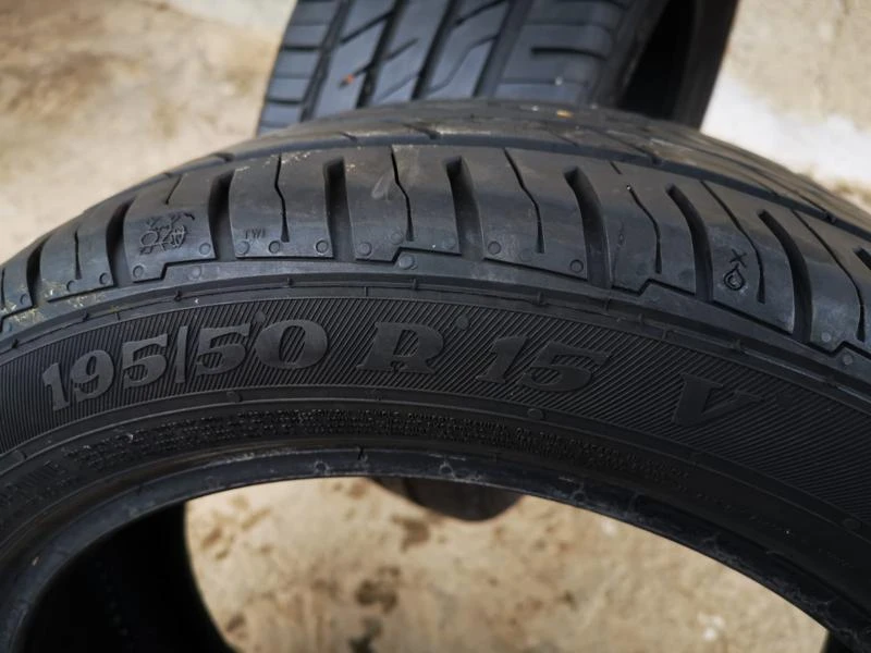 Гуми Летни 195/50R15, снимка 9 - Гуми и джанти - 27446288