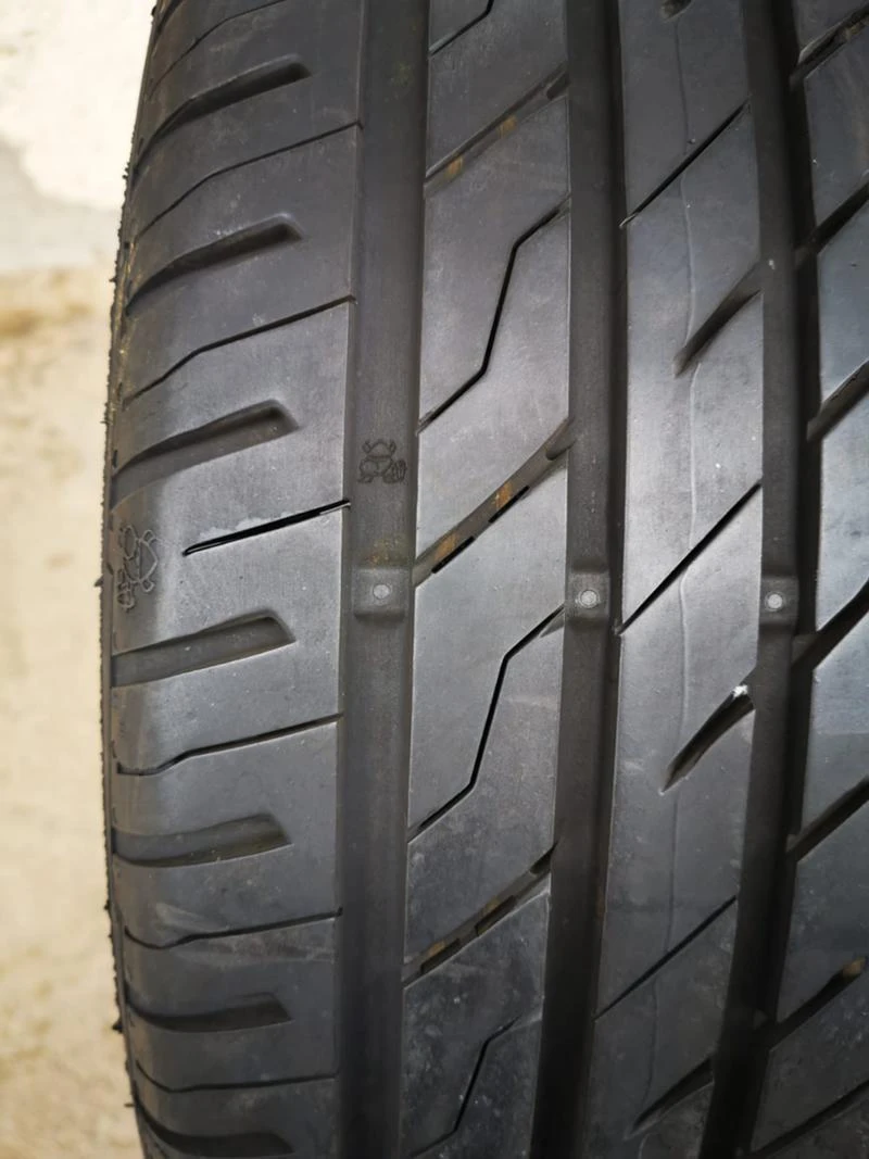 Гуми Летни 195/50R15, снимка 3 - Гуми и джанти - 27446288