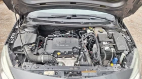 Opel Astra 1.4 T  автоматик SWISS, снимка 13