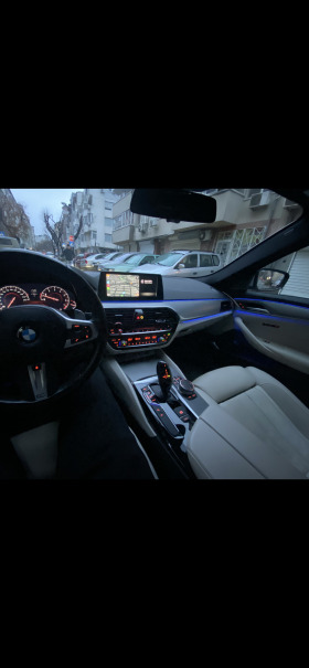 BMW 540  М  пакет, X drive, снимка 10 - Автомобили и джипове - 43777396