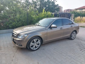 Mercedes-Benz C 320, снимка 2