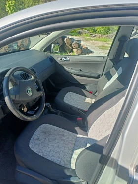Skoda Fabia - | Mobile.bg    6