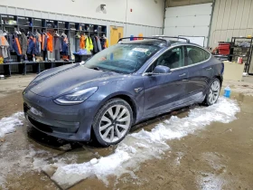 ������ Tesla Model 3