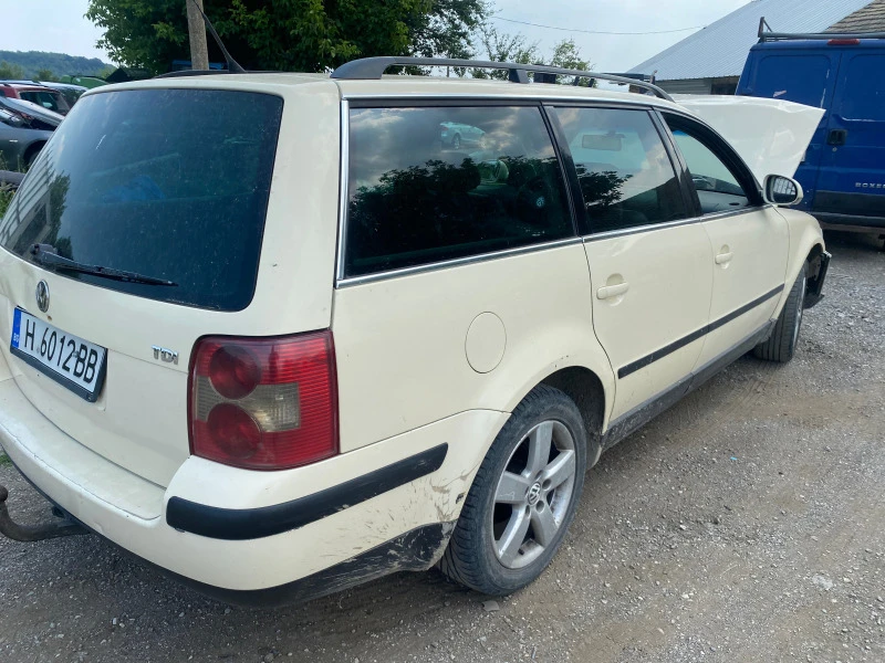 VW Passat 1.9, снимка 7 - Автомобили и джипове - 47019959