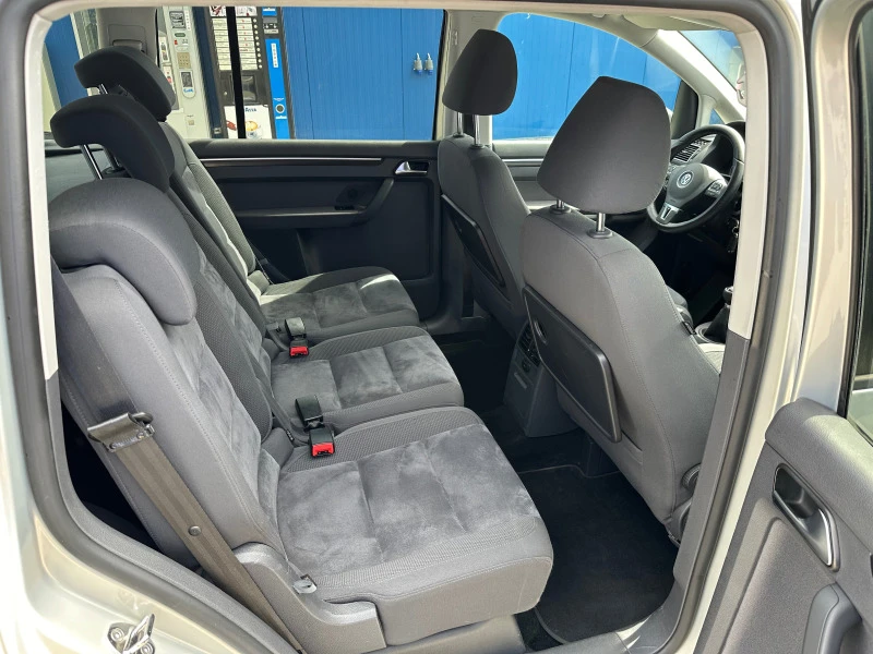 VW Touran 1.4i 150кс МЕТАН, снимка 12 - Автомобили и джипове - 45321801