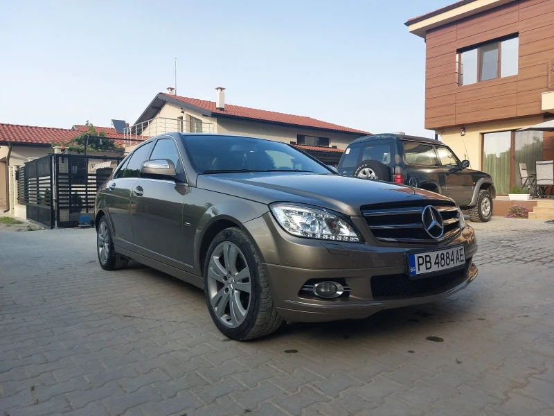 Mercedes-Benz C 320, снимка 6 - Автомобили и джипове - 47405508