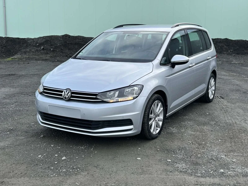 VW Touran 2.0, снимка 2 - Автомобили и джипове - 48229348