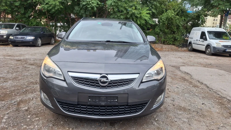 Opel Astra 1.4 T  автоматик SWISS, снимка 2 - Автомобили и джипове - 52635351